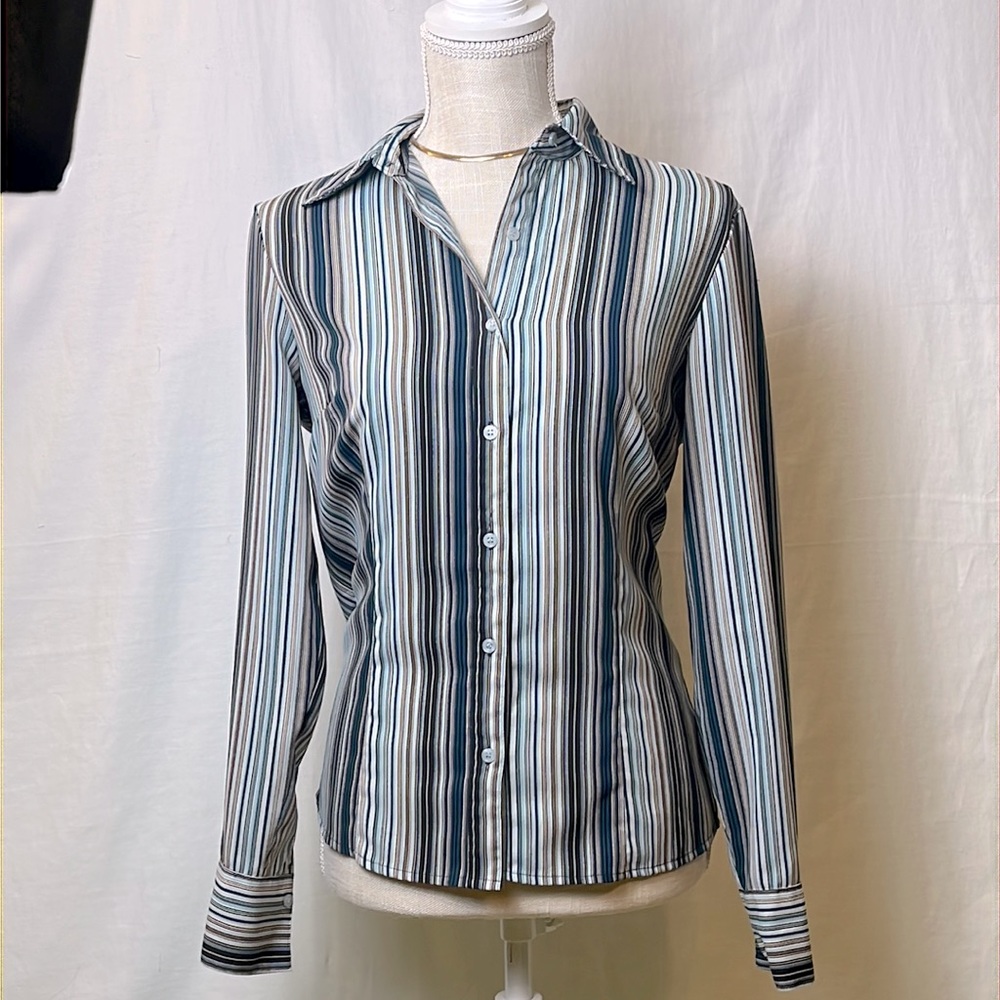 East 5th Button Up Shirt Blouse Top Career Blue Green Striped Small